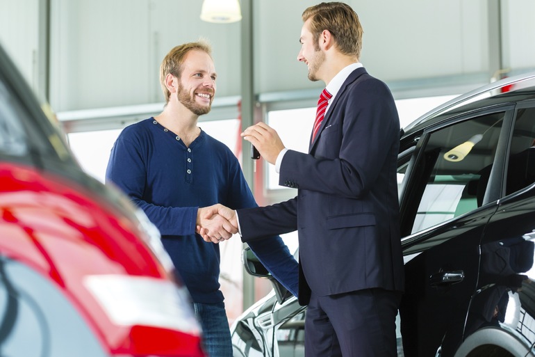 Как обратиться к продавцу автомобиля