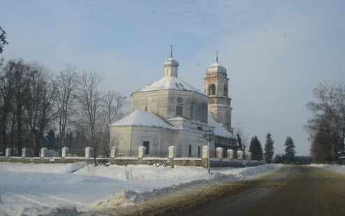 Трасса А111, церковь деревня Рашкино