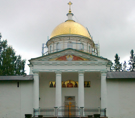 Михайловский собор на месте бывшей Брусовой башни, трасса М20