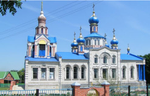 Церковь в станице Кисляковская, трасса Р268