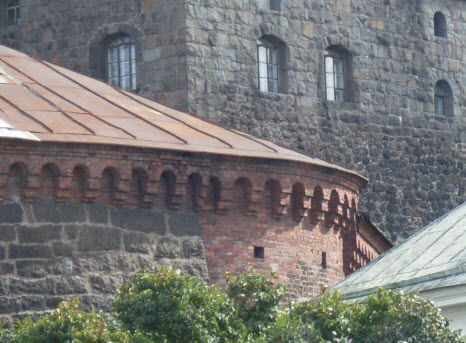 Крепостные стены замка в выборге, достопримечательности трассы М10