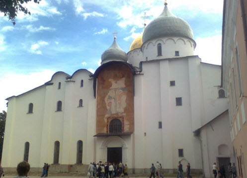 Софийский собор, Новгород, трасса М10