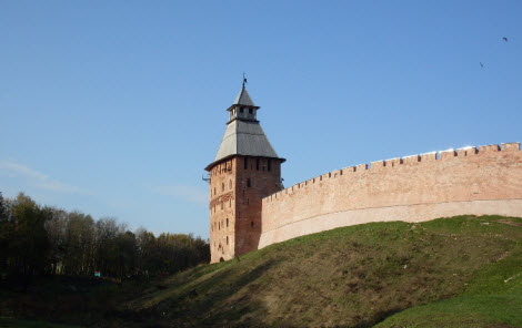 Спасская башня, Новгородский кремль, достопримечательности трассы М10