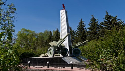 Памятник Славе, Усть-Кинельский, трасса Р225
