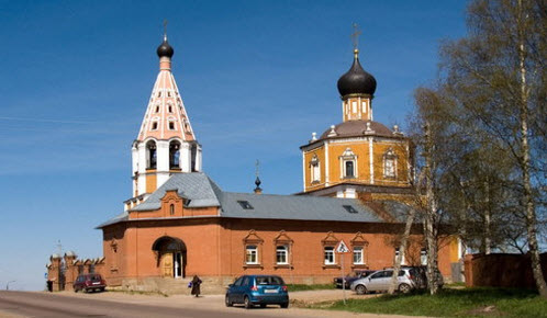 Никольская церковь, трасса р113, Озерецкое
