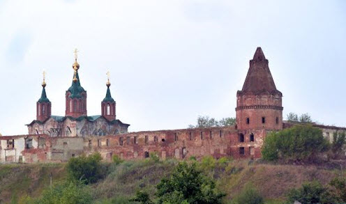 Свято-Успенский монастырь, Далматово, трасса р354