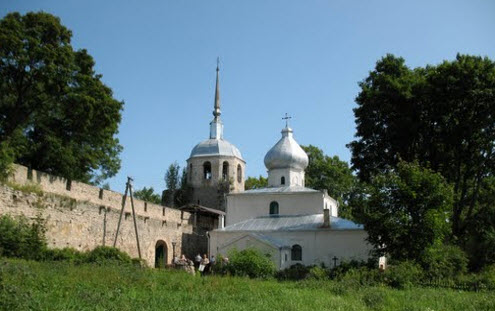 Никольская церковь, Порхов, трасса Р57
