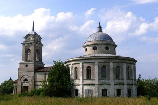 Ильинская церковь, Жемчужниково трасса р148
