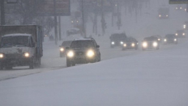снег на дорогах казахстана