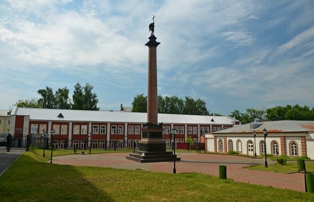  Михайловская колонна ижевск