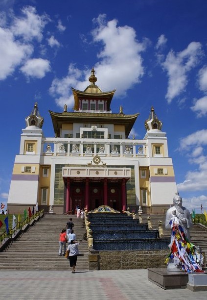 буддийский храм в элисте