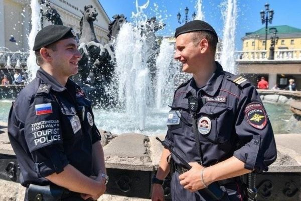 Разрешен ли сотрудникам полиции выезд за границу в 2019 году