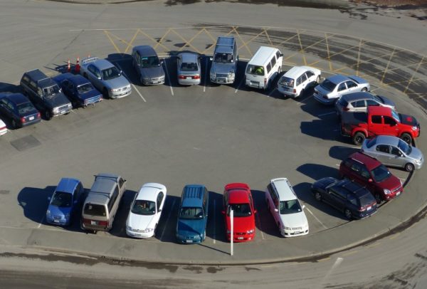 Секреты опытных водителей как выполнить параллельную парковку легко и быстро