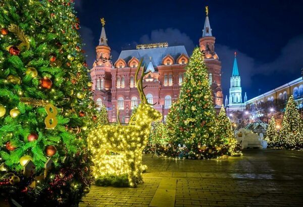 Куда можно недорого поехать на новогодние праздники 2020 в России и за границей