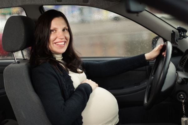 Беременная за рулем: все за и против