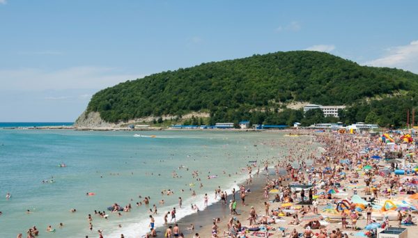 Выбираем самые чистые пляжи Черного моря для отпуска с ребенком