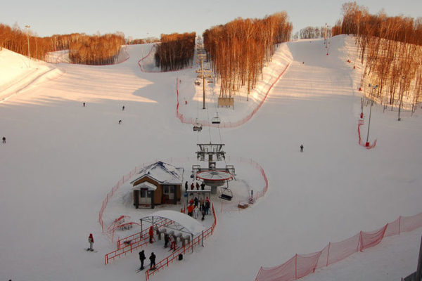 Выбираем горнолыжные курорты России по минимальной цене