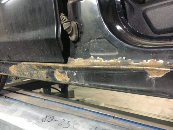 Ремонт дыры в пороге авто без сварки