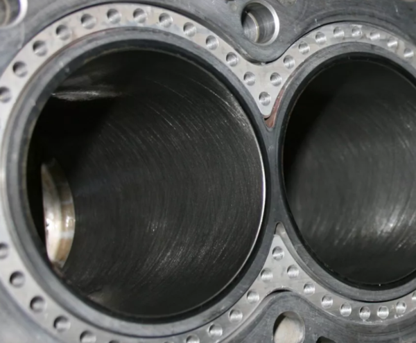 Что такое хонингование цилиндров двигателя и как проводится процедура